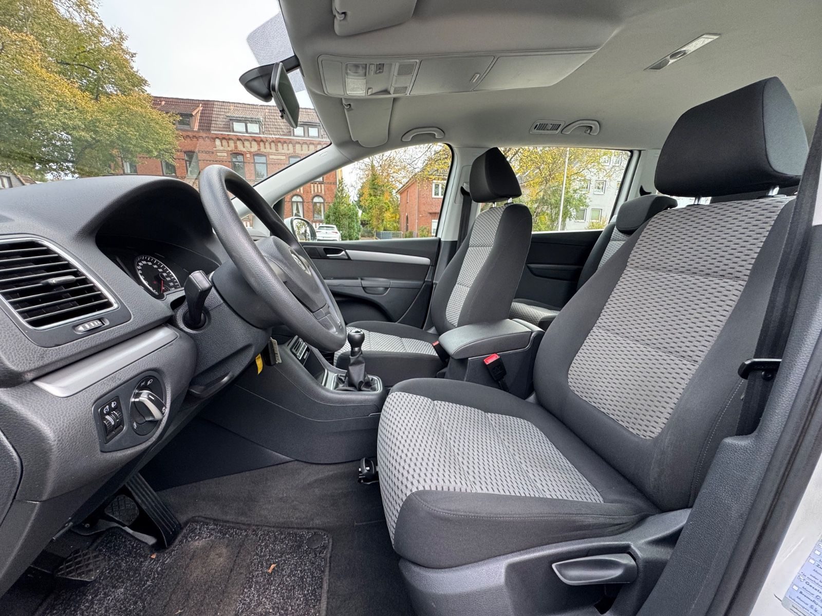Volkswagen Sharan – Foto 11