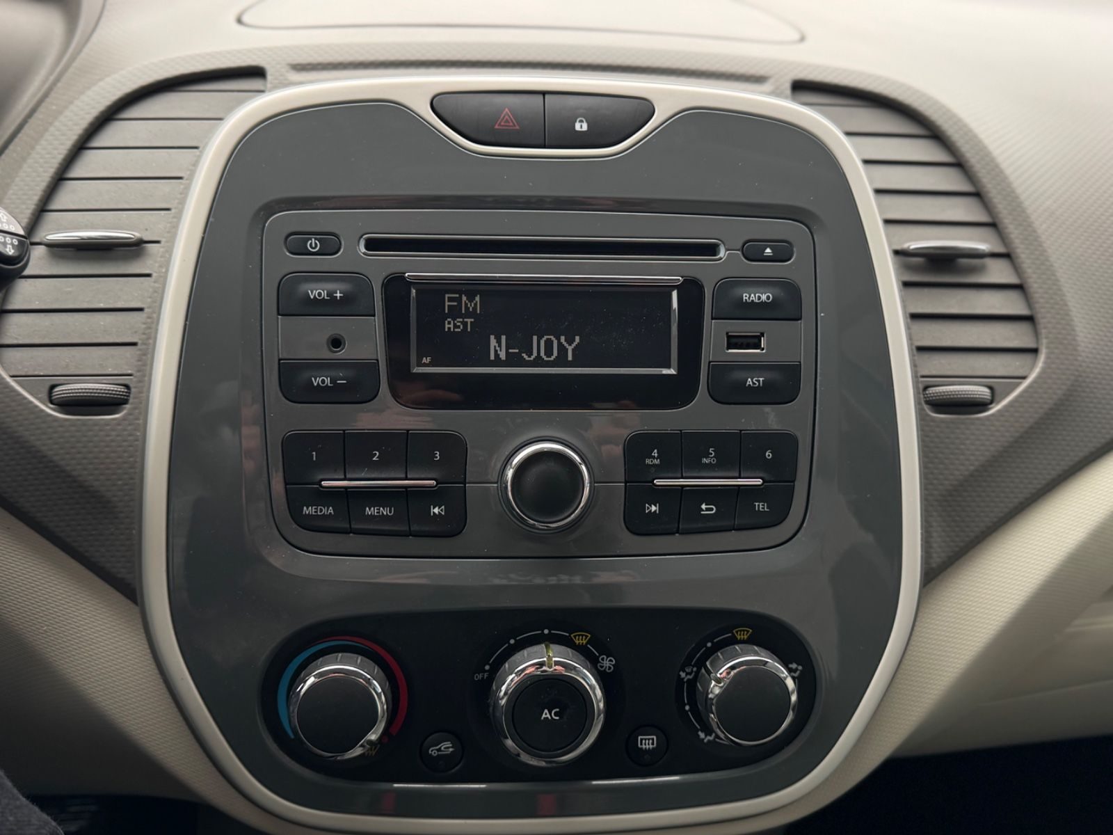Renault Captur – Foto 15