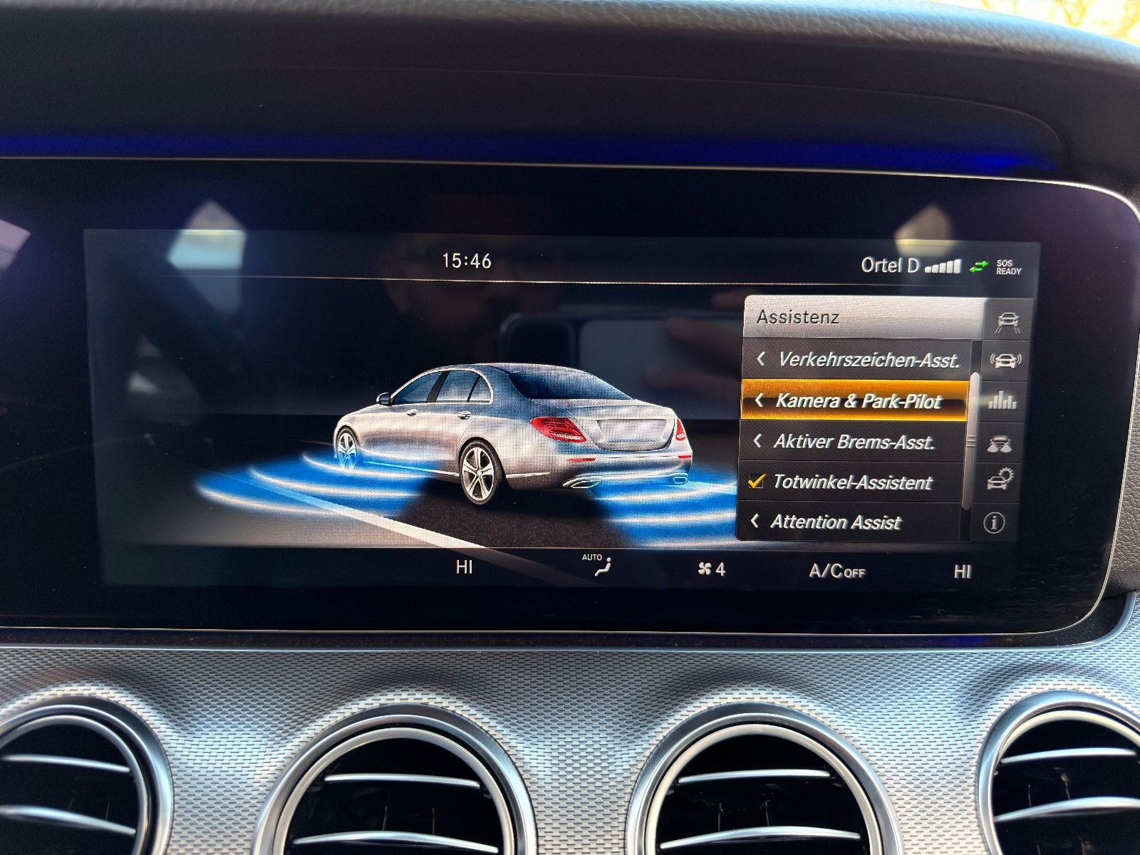 Mercedes-Benz E 220 – Bild 24
