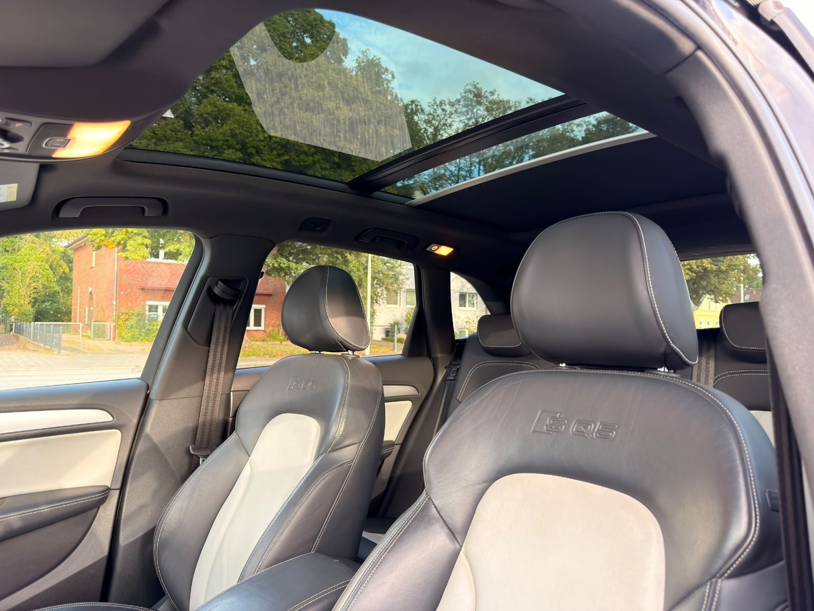 Audi SQ5 – Foto 23