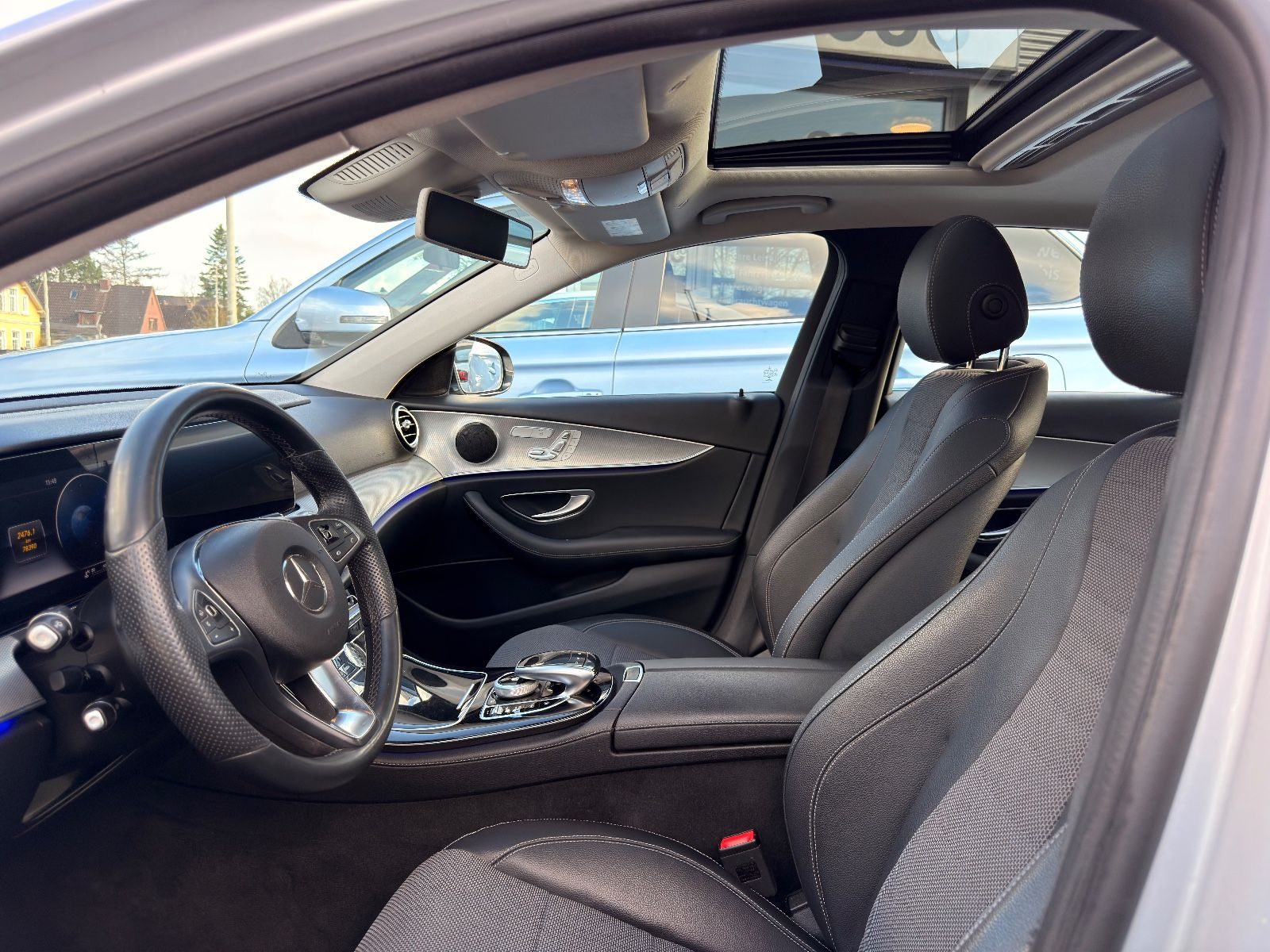 Mercedes-Benz E 220 – Bild 13