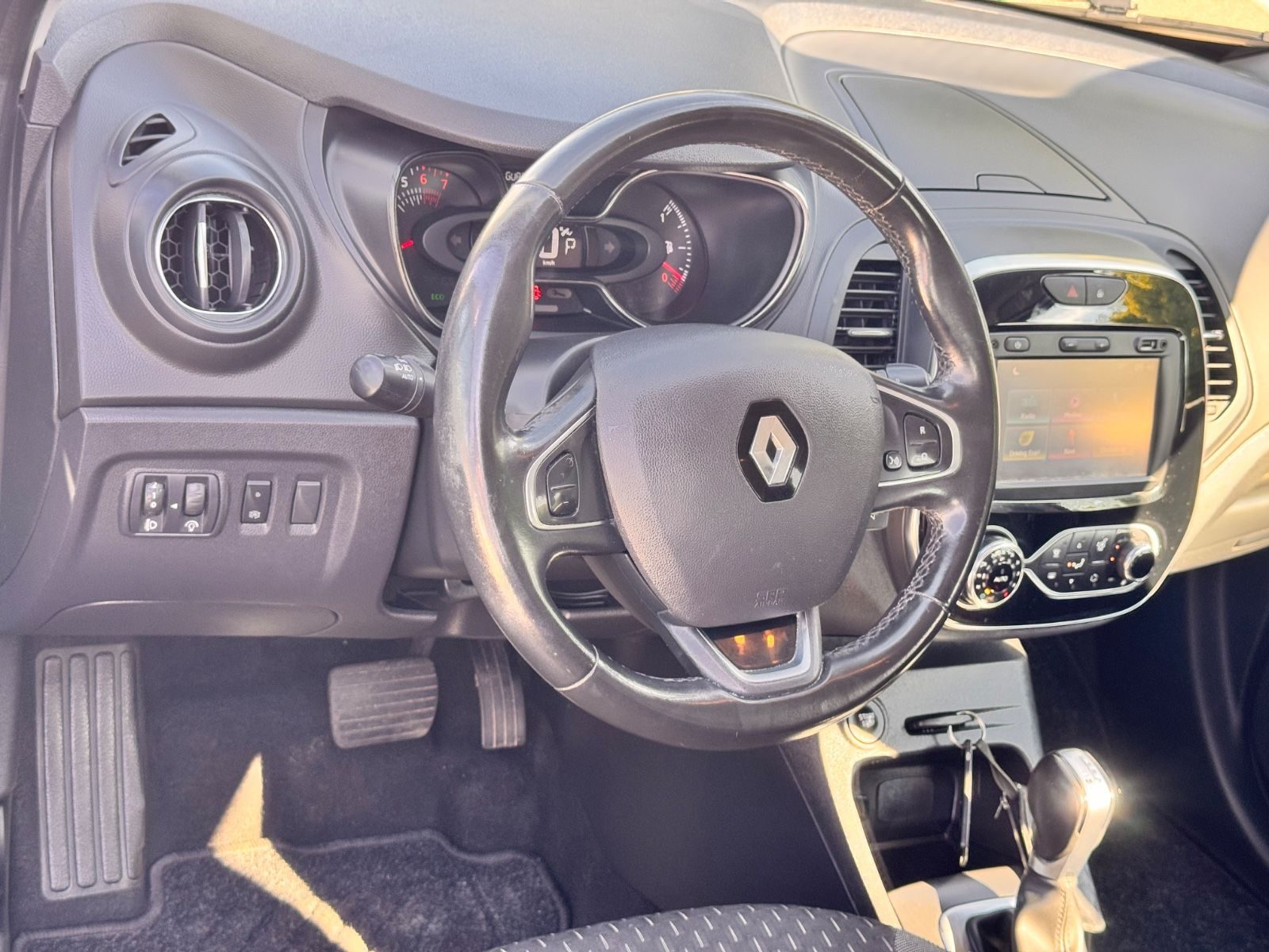 Renault Captur – Foto 14