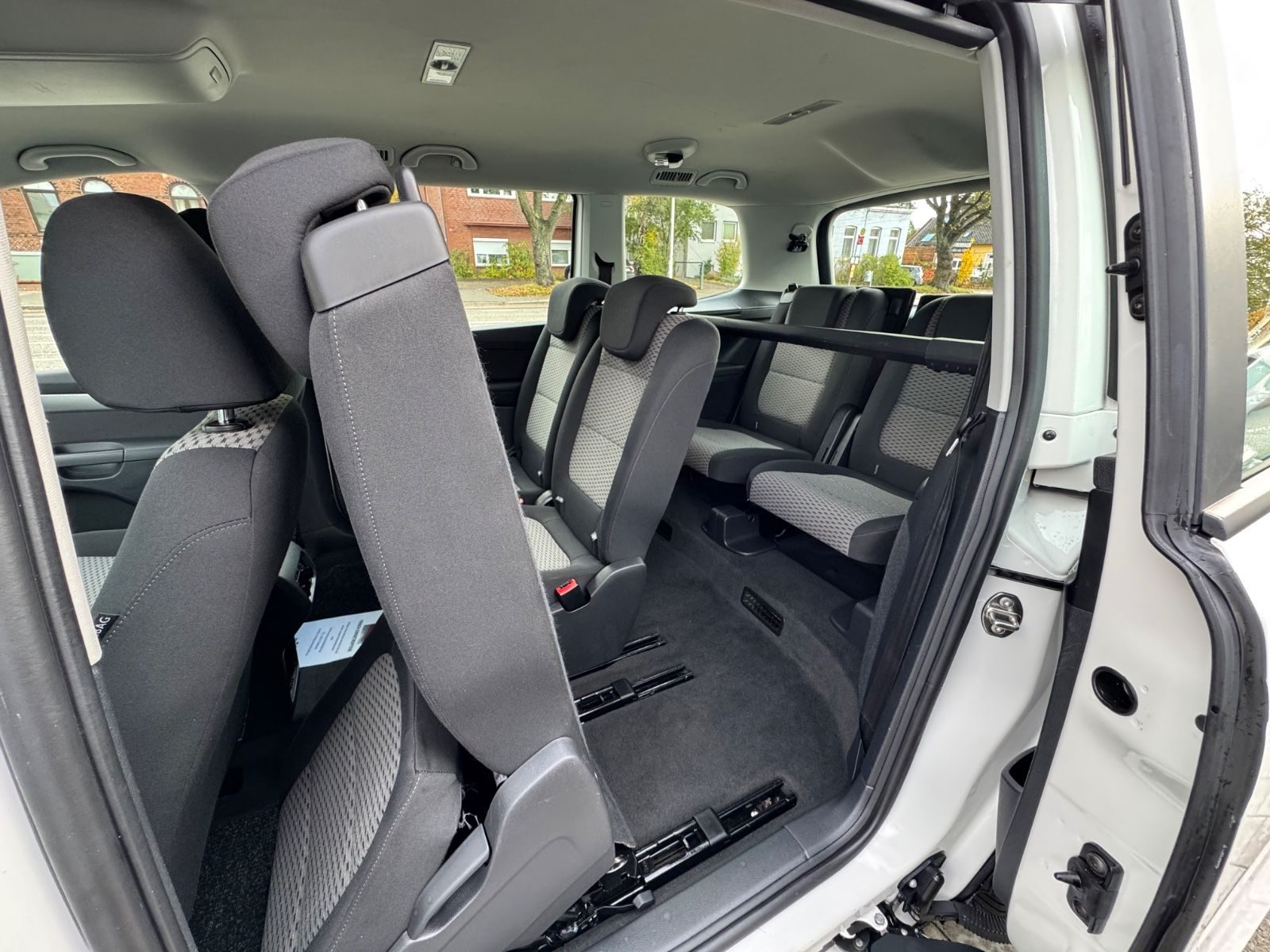 Volkswagen Sharan – Foto 12