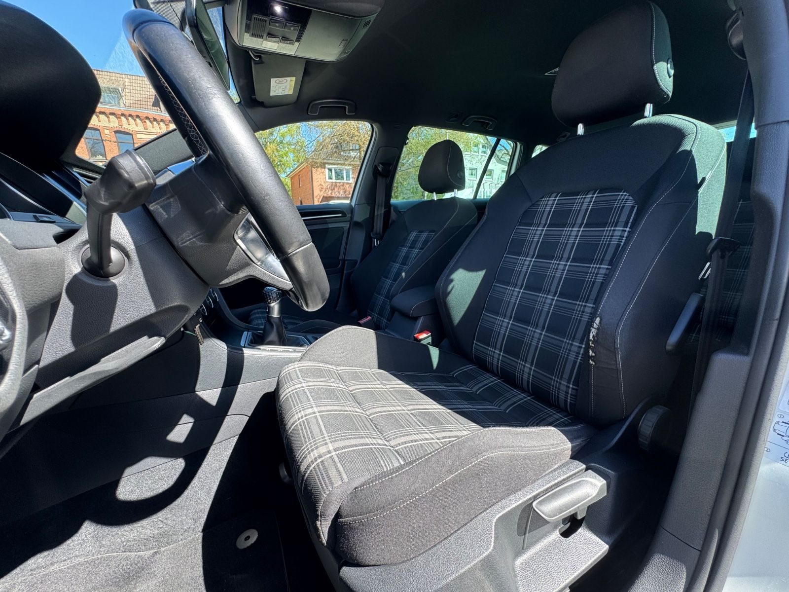Volkswagen Golf – Bild 13