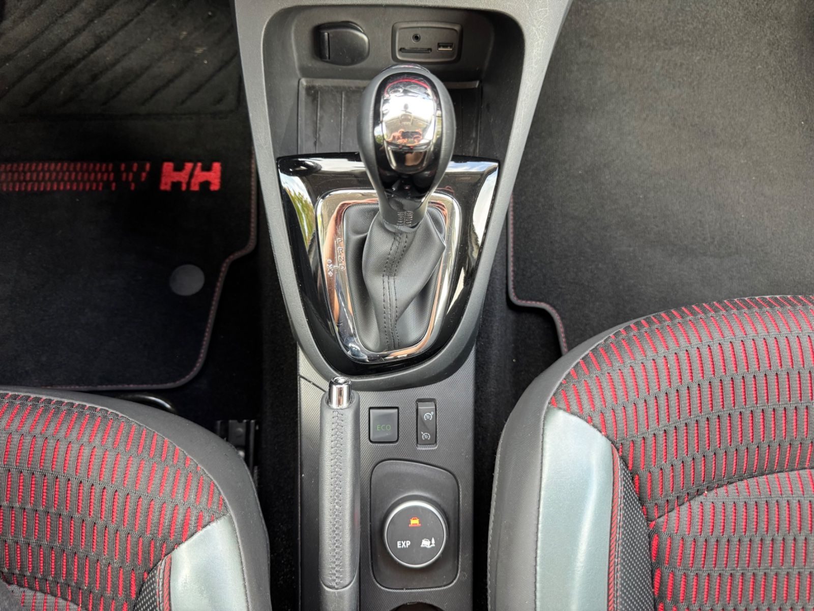 Renault Captur – Foto 17