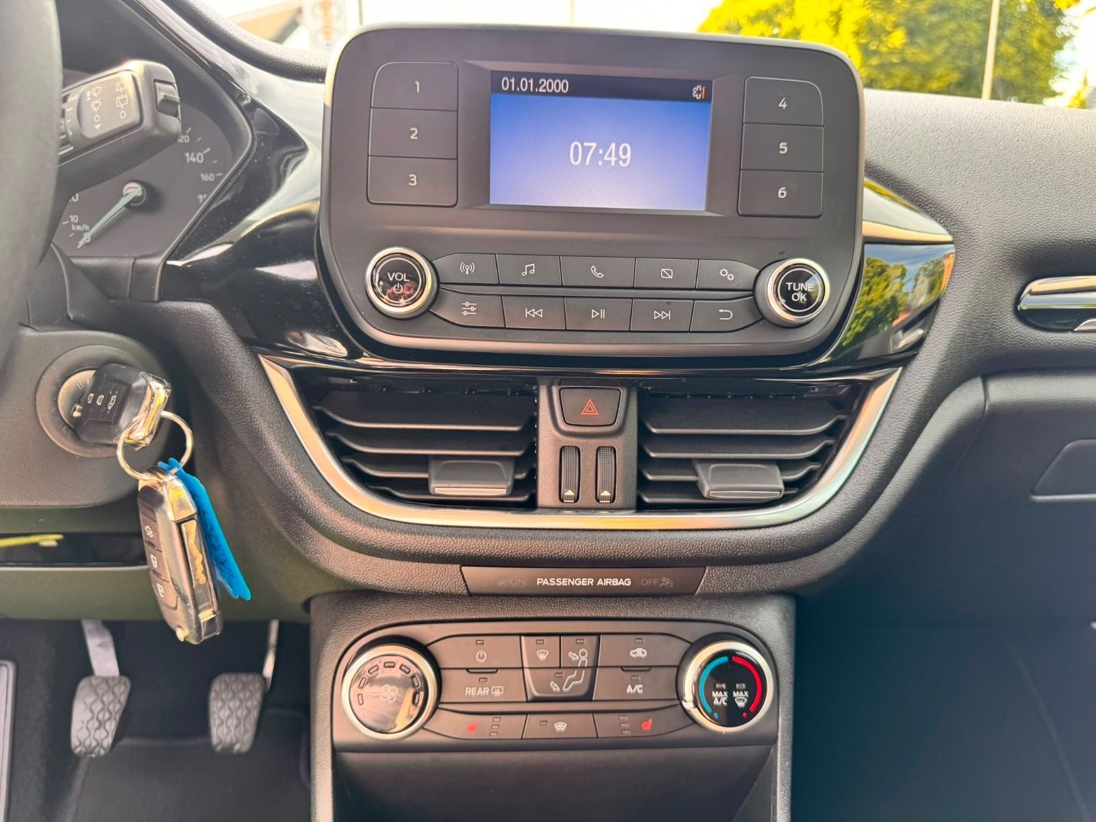 Ford Fiesta – Foto 8