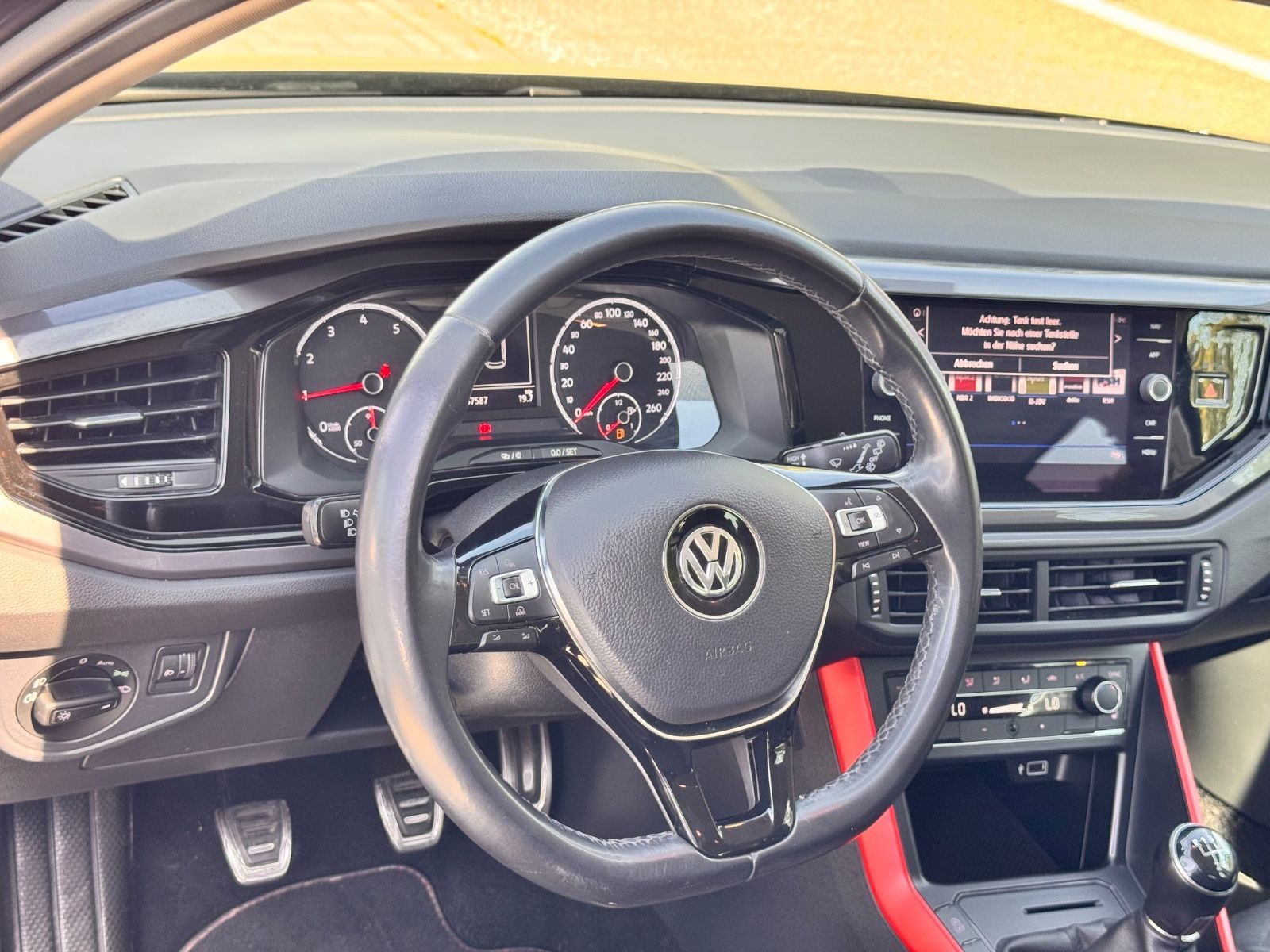 Volkswagen Polo – Foto 12