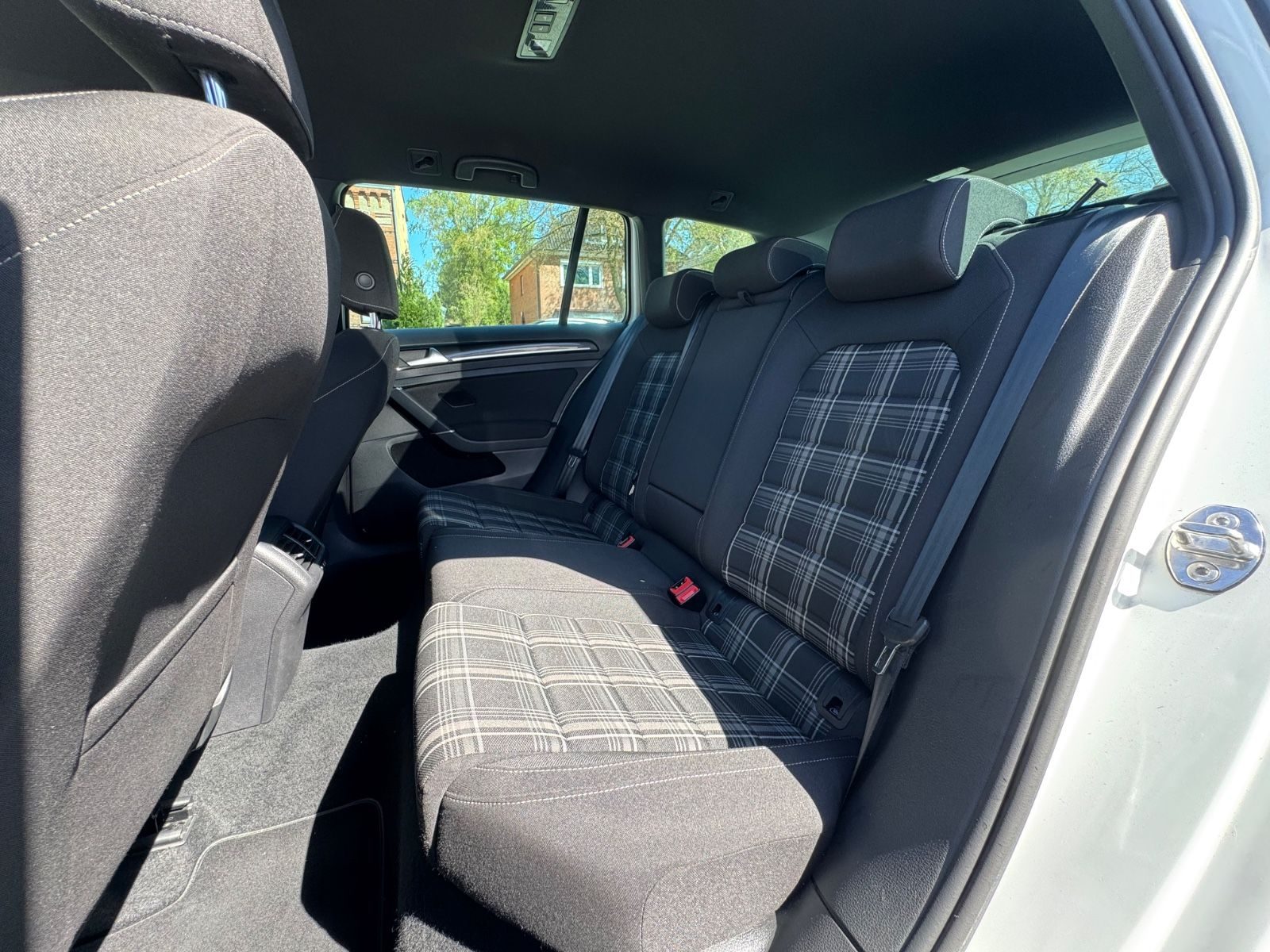 Volkswagen Golf – Bild 14