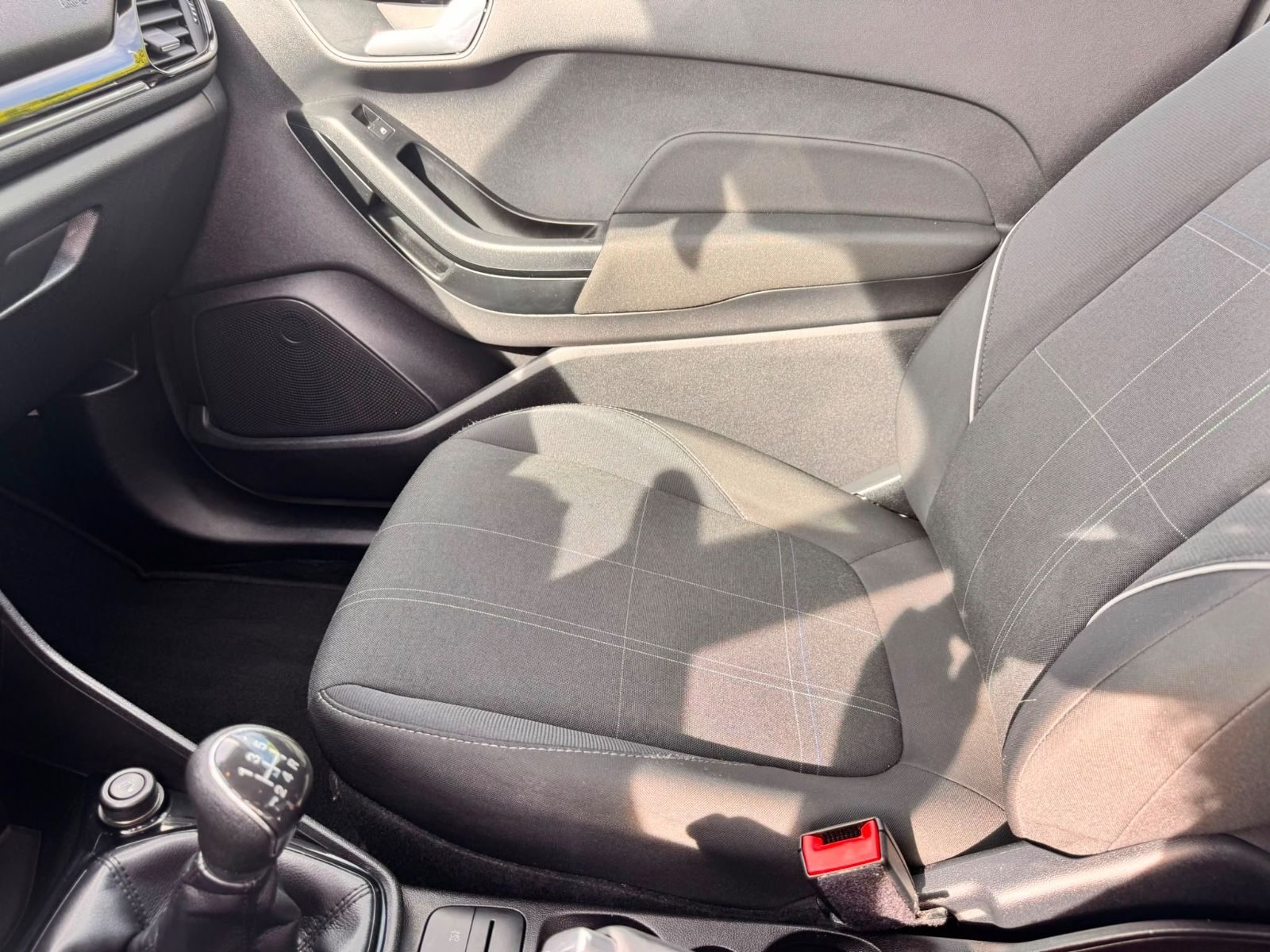 Ford Fiesta – Foto 9