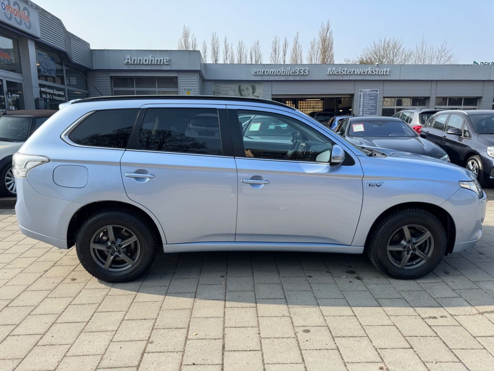 Mitsubishi Outlander – Bild 8