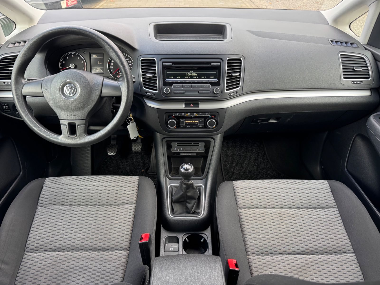 Volkswagen Sharan – Foto 10