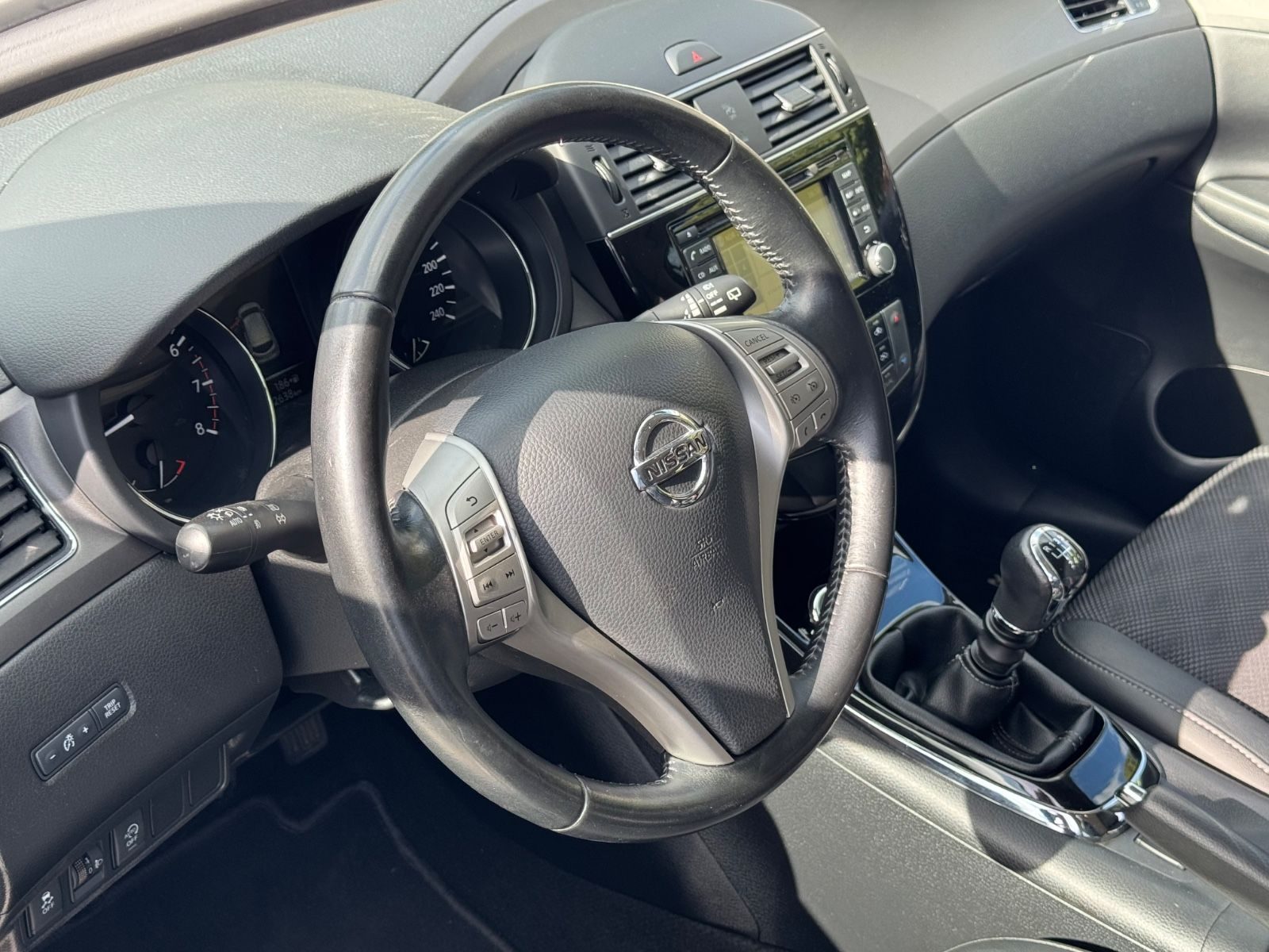 Nissan Pulsar – Bild 10