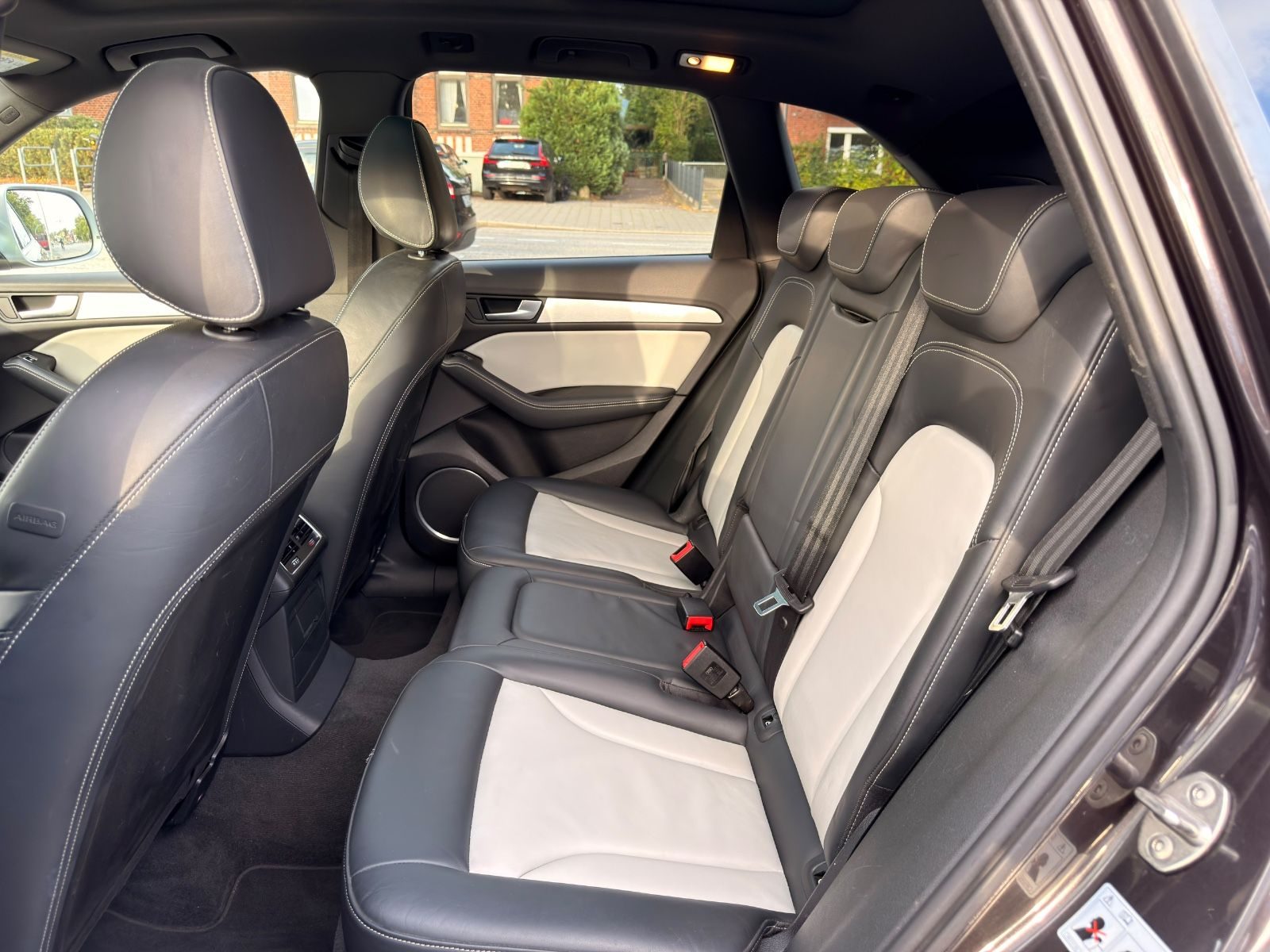 Audi SQ5 – Foto 29