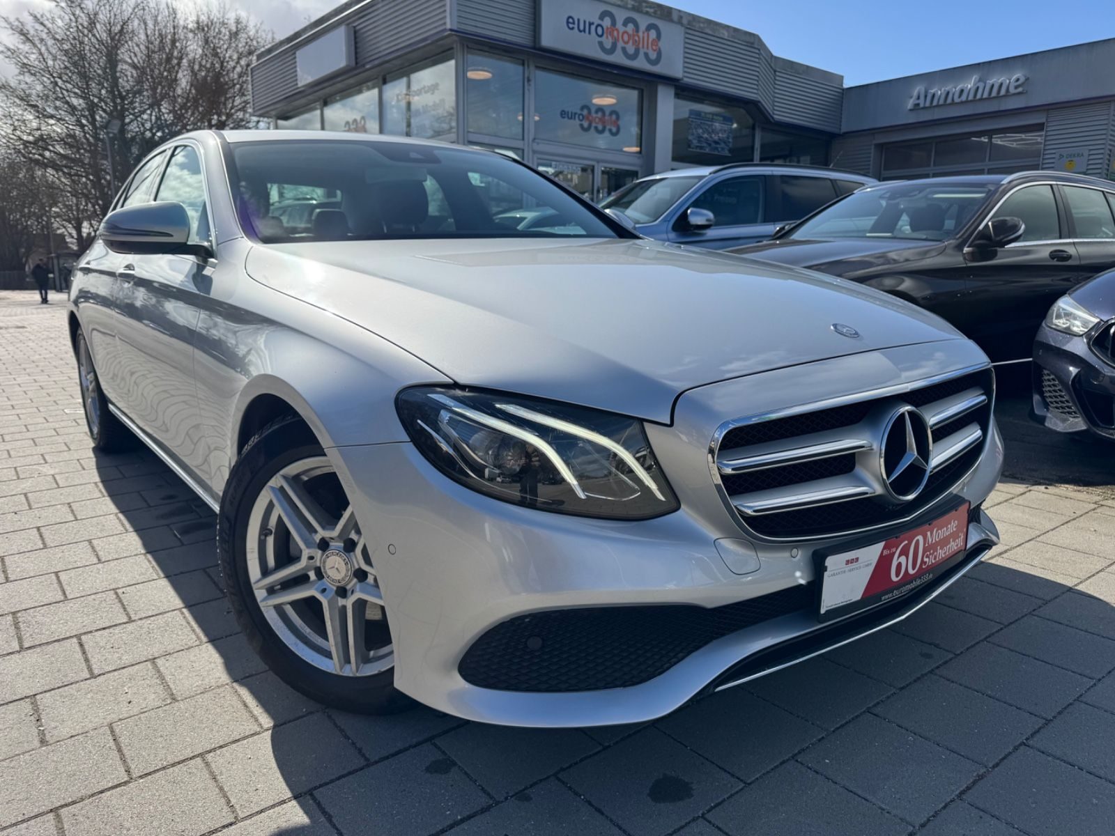 Mercedes-Benz E 220 – Bild 2