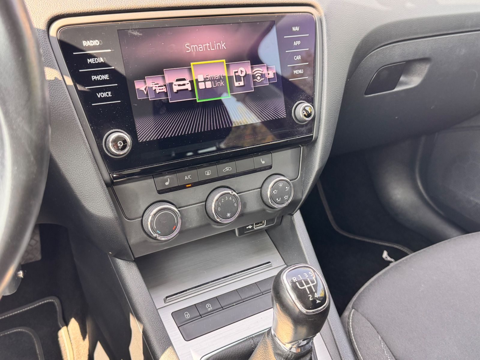 Škoda Octavia – Foto 29