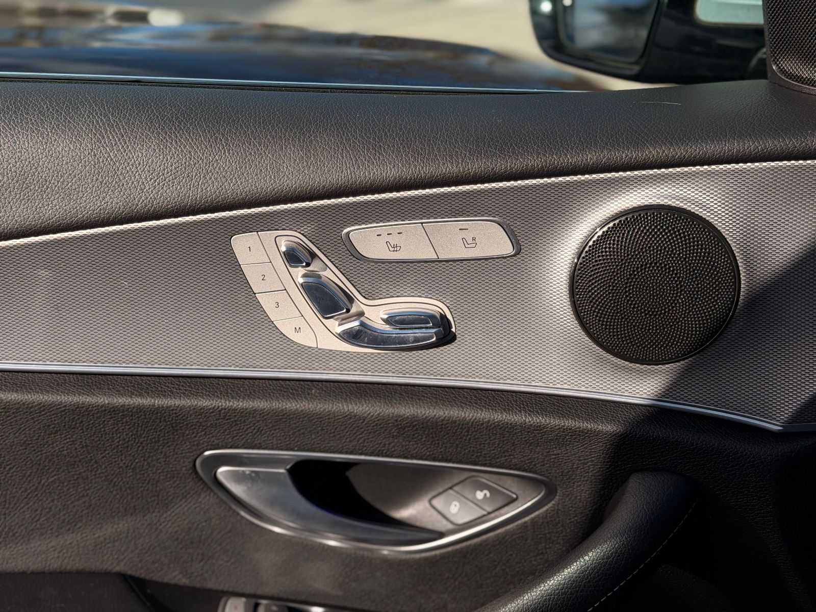 Mercedes-Benz E 220 – Bild 34