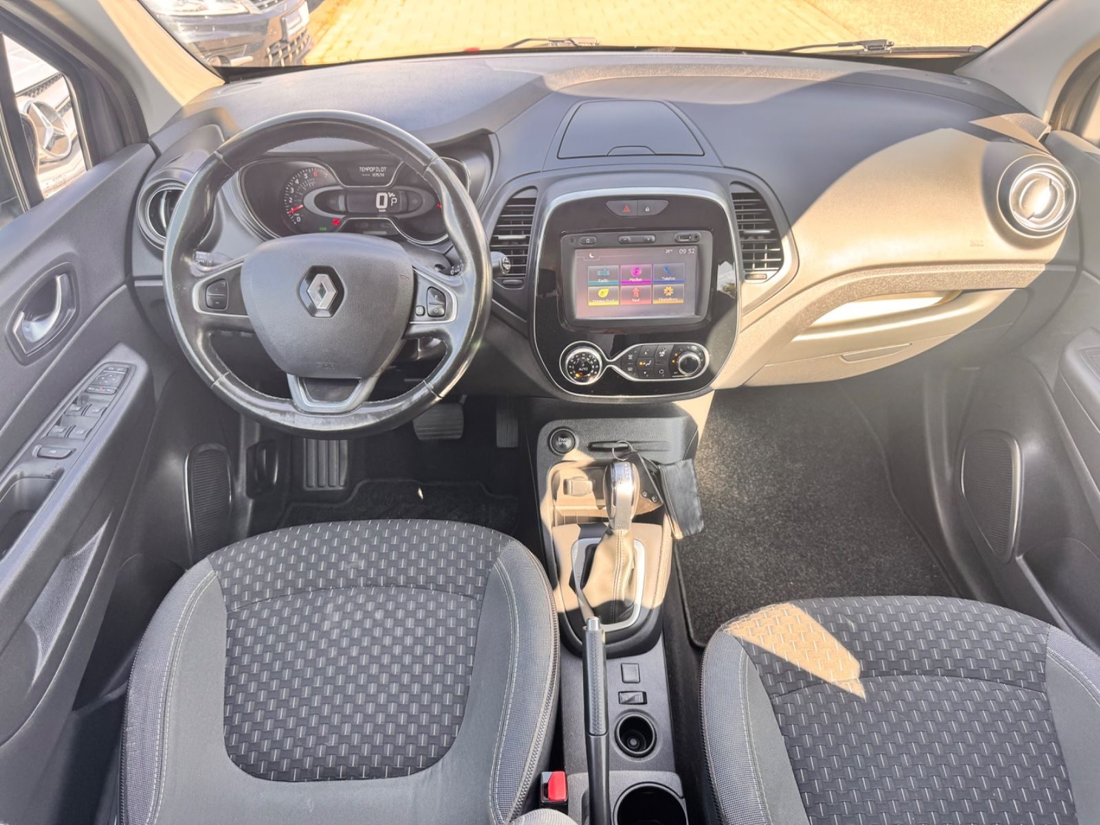 Renault Captur – Foto 31