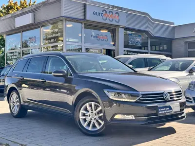 Volkswagen Passat · ACC · LED · Klimatr · SHZ · Kamera · BT · Navi · PDC