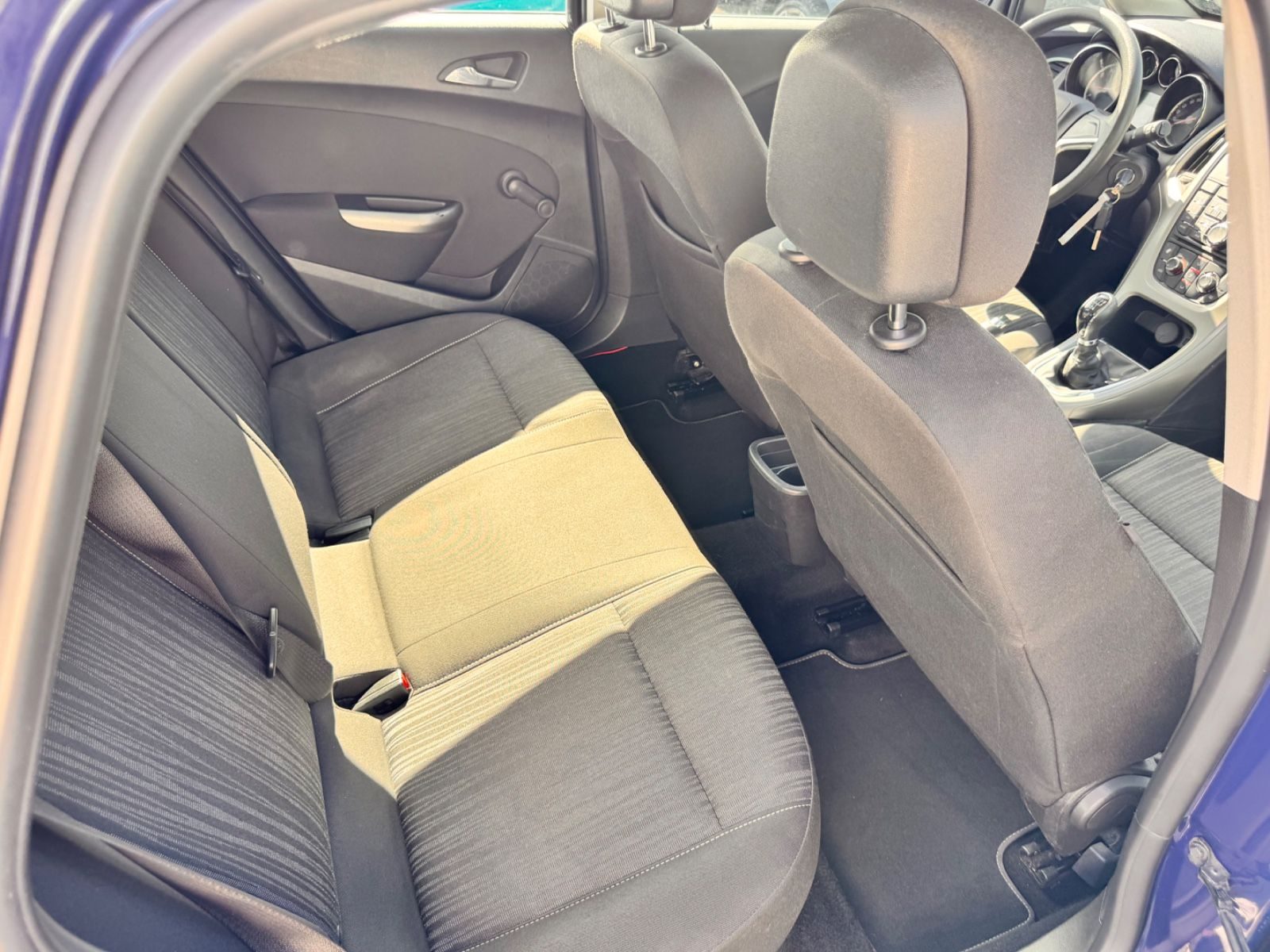 Opel Astra – Foto 18