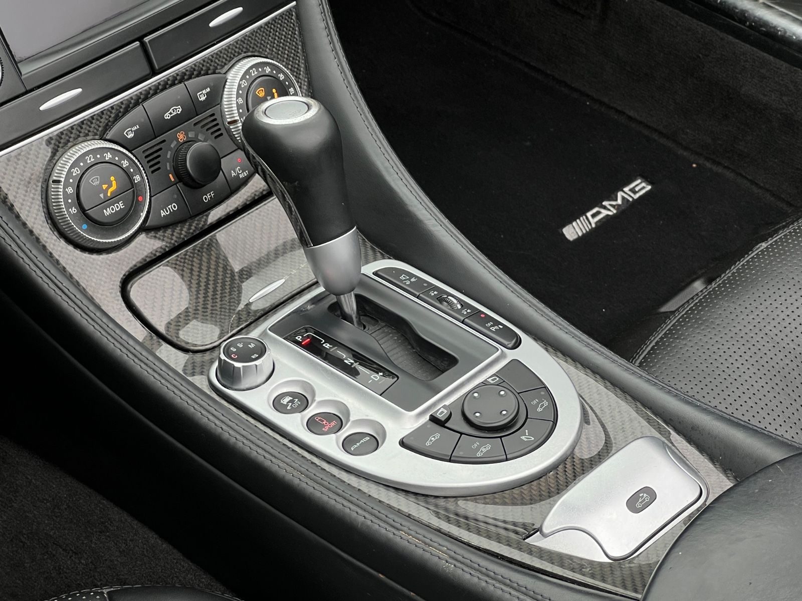 Mercedes-Benz SL 63 AMG – Foto 13