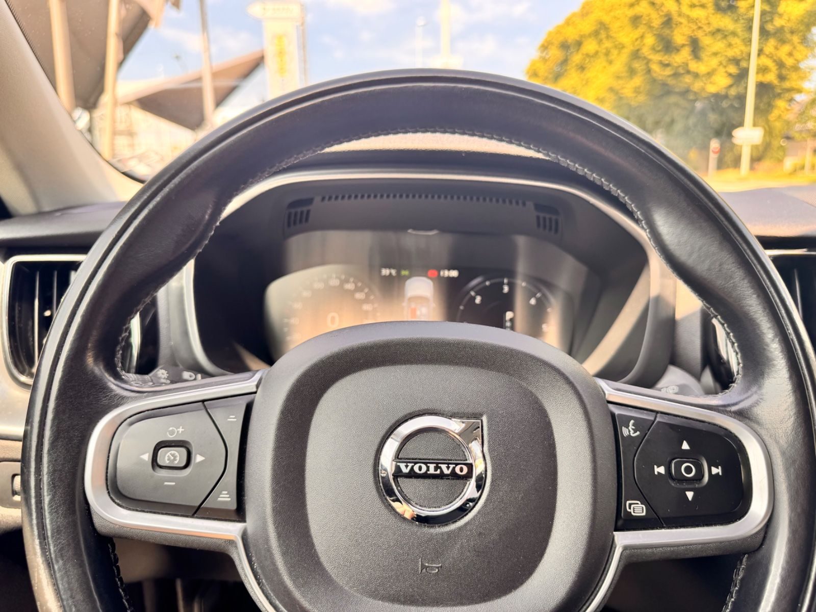 Volvo XC60 – Foto 10