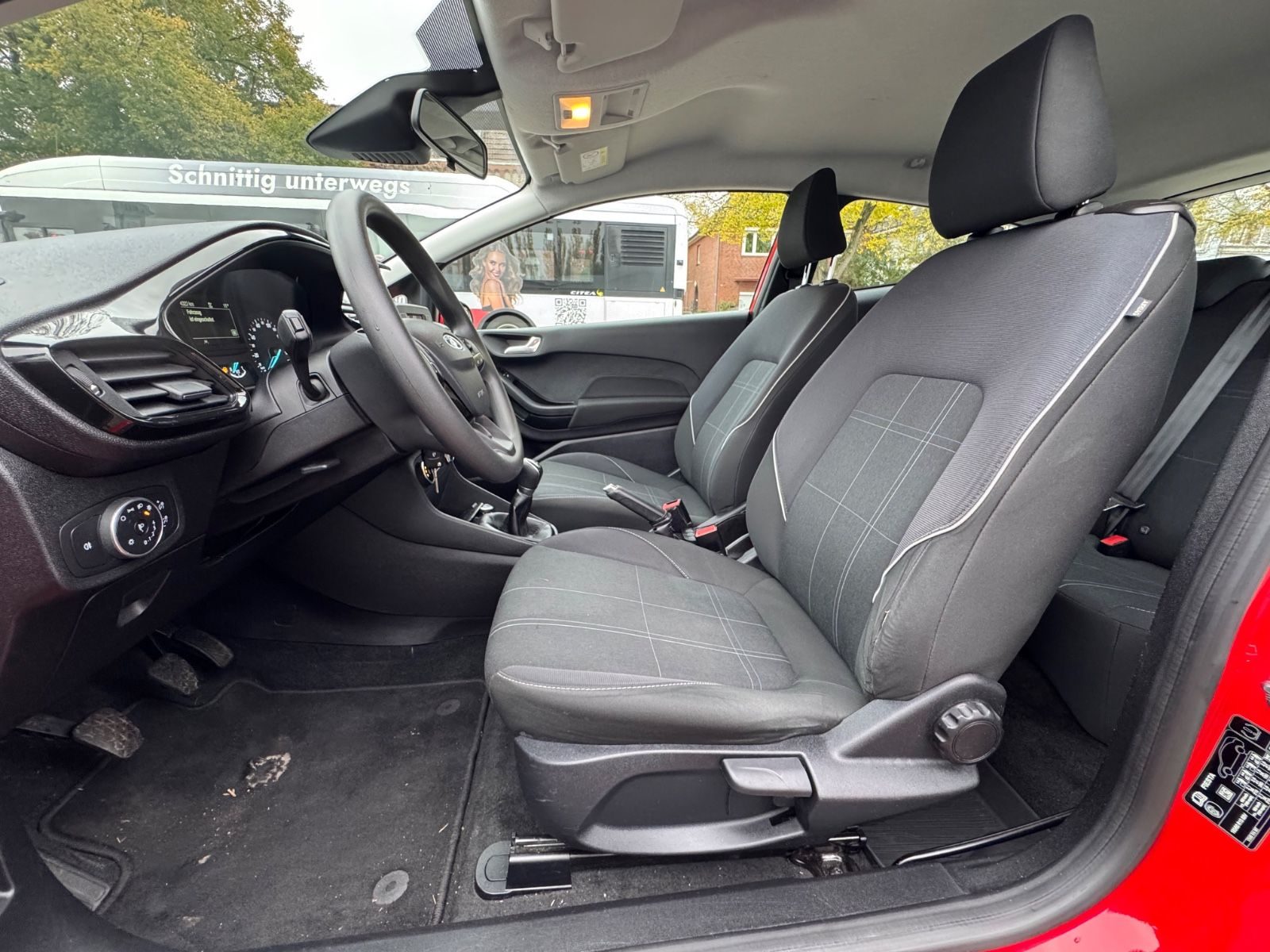 Ford Fiesta – Foto 12