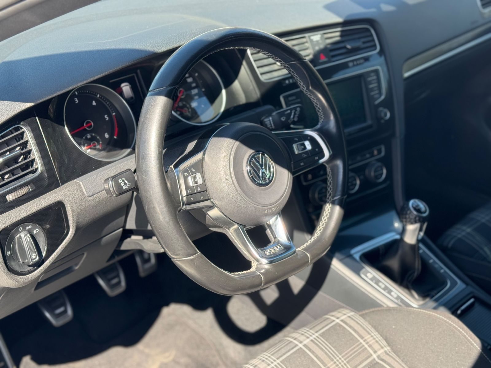 Volkswagen Golf – Bild 11