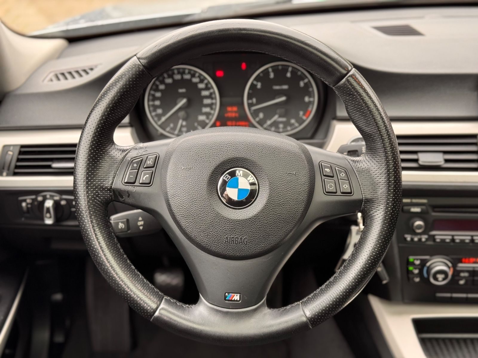 BMW 318 – Foto 29